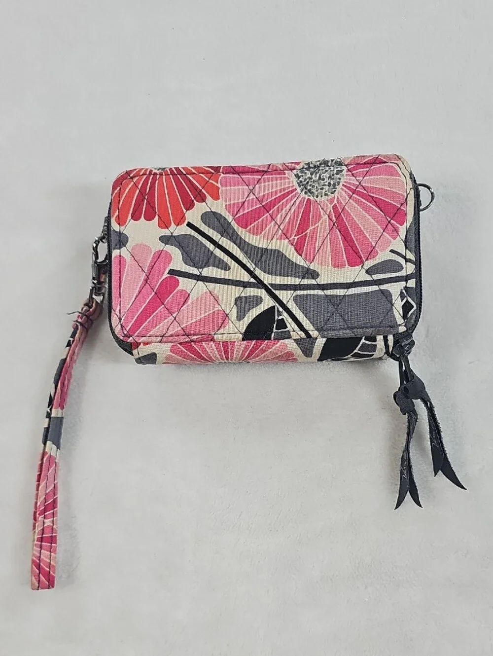 Vera Bradley Rhythm and Blues‎ All In One Crossbody Wallet Wristlet Floral Quilt